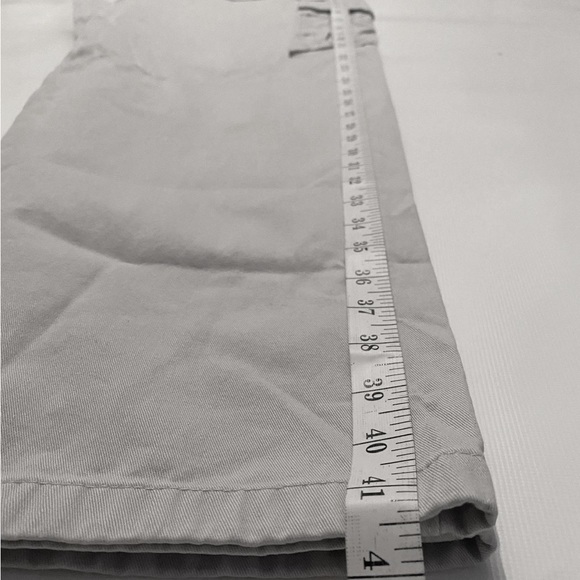 Wrangler Cargos 36x32 - Picture 5 of 6